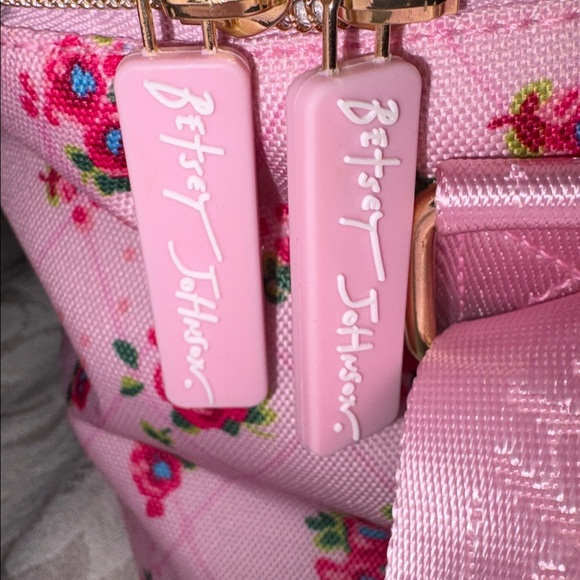 BUNDLE Box - Picture 4 of 7